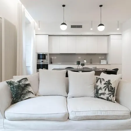 Italianway Comfort - Pindemonte 1 Апартаменты *