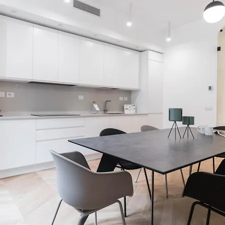 Apartman Italianway Comfort - Pindemonte 1 *