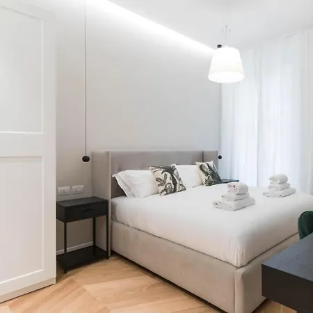 Italianway Comfort - Pindemonte 1 * Милан